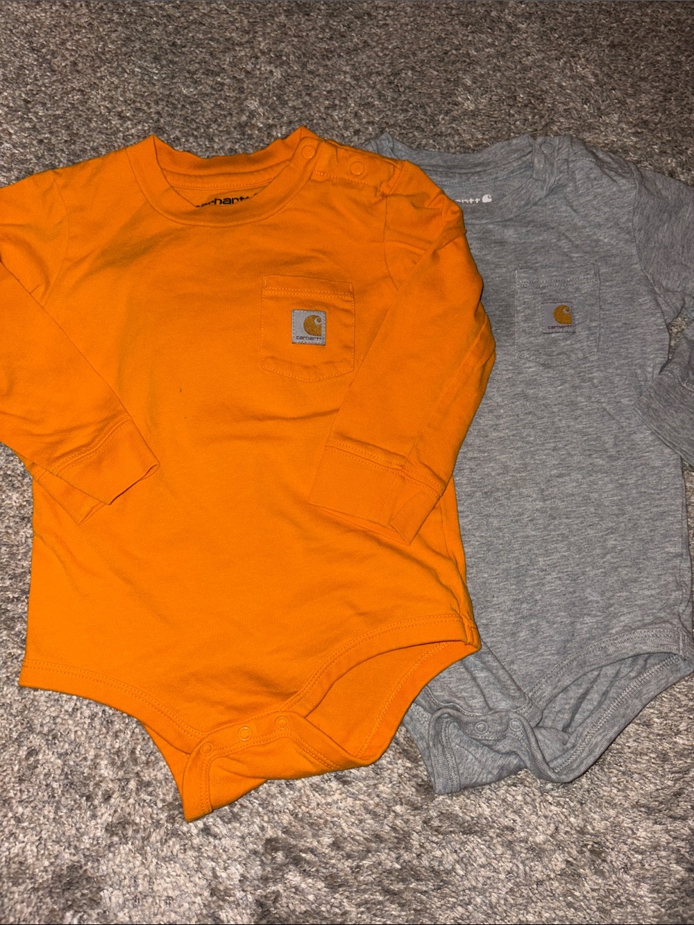 Carhartt 2 Set Gray Heather Long Sleeve Tangerine Long Sleeve Baby Onesies.